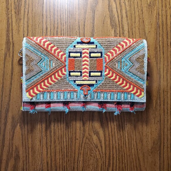 America and Beyond Impala Aztec Clutch - Picture 1 of 7